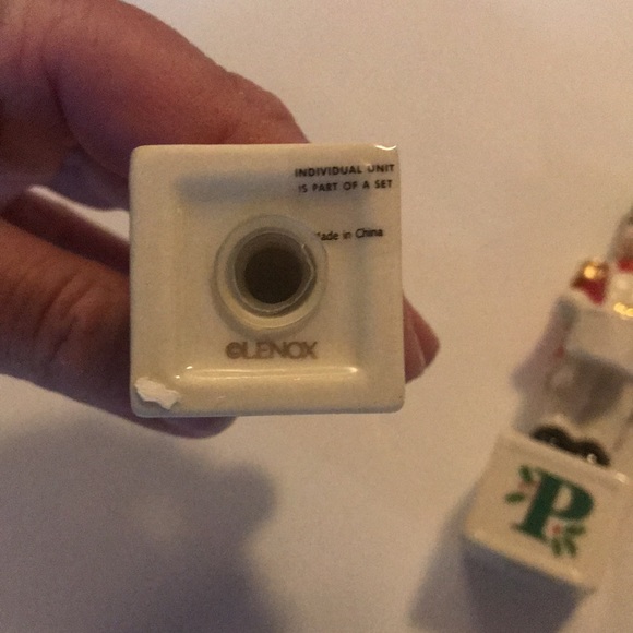 Lenox Salt and Pepper Shaker - toy soldiers - Picture 8 of 13